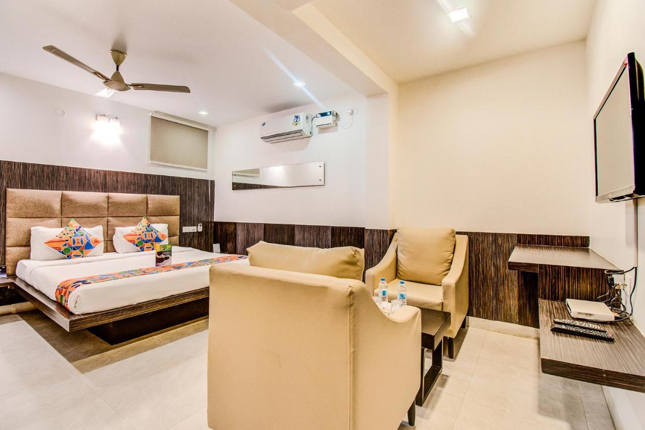 Capital Suites Bangalore Exterior foto