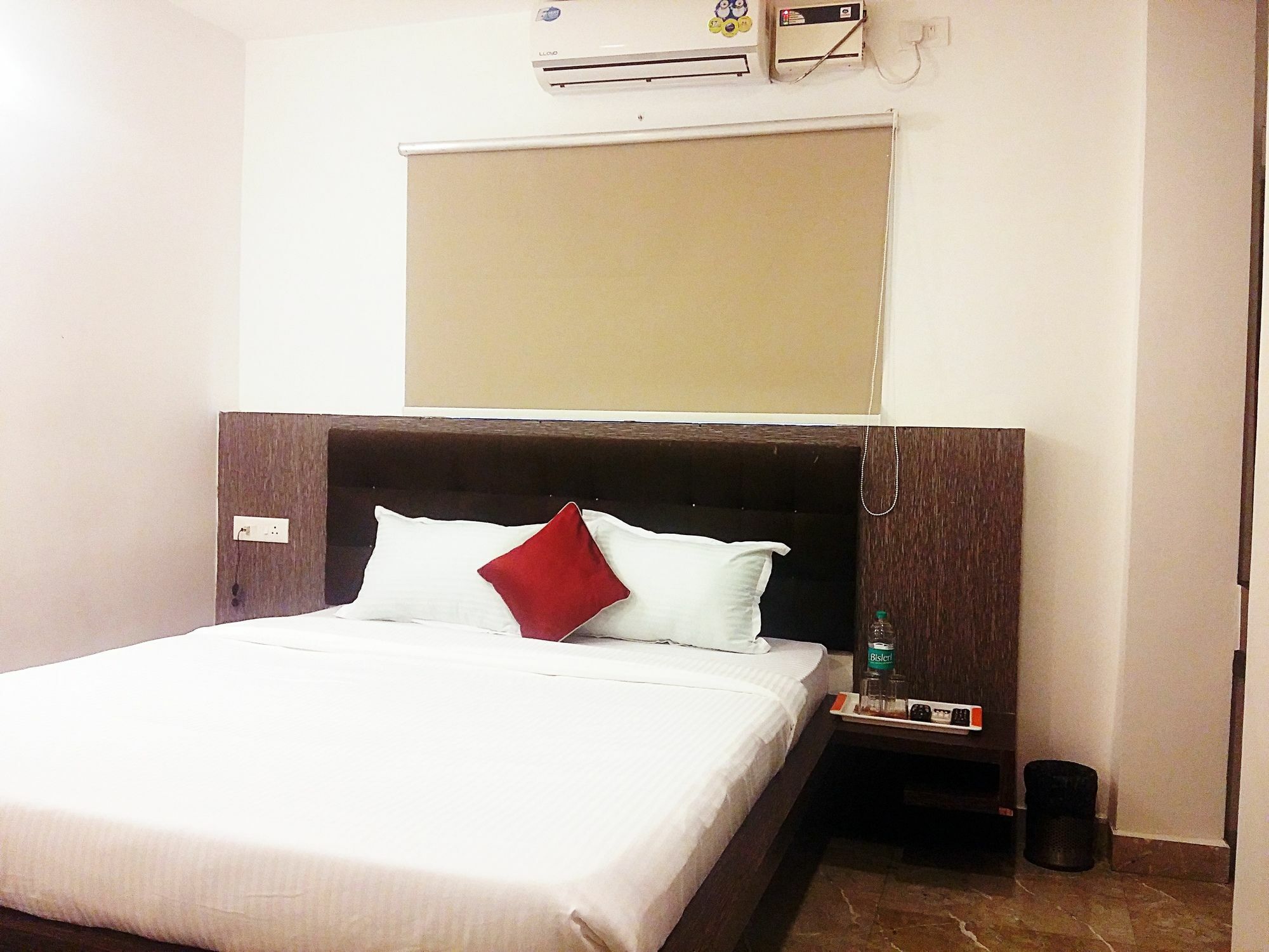 Capital Suites Bangalore Exterior foto